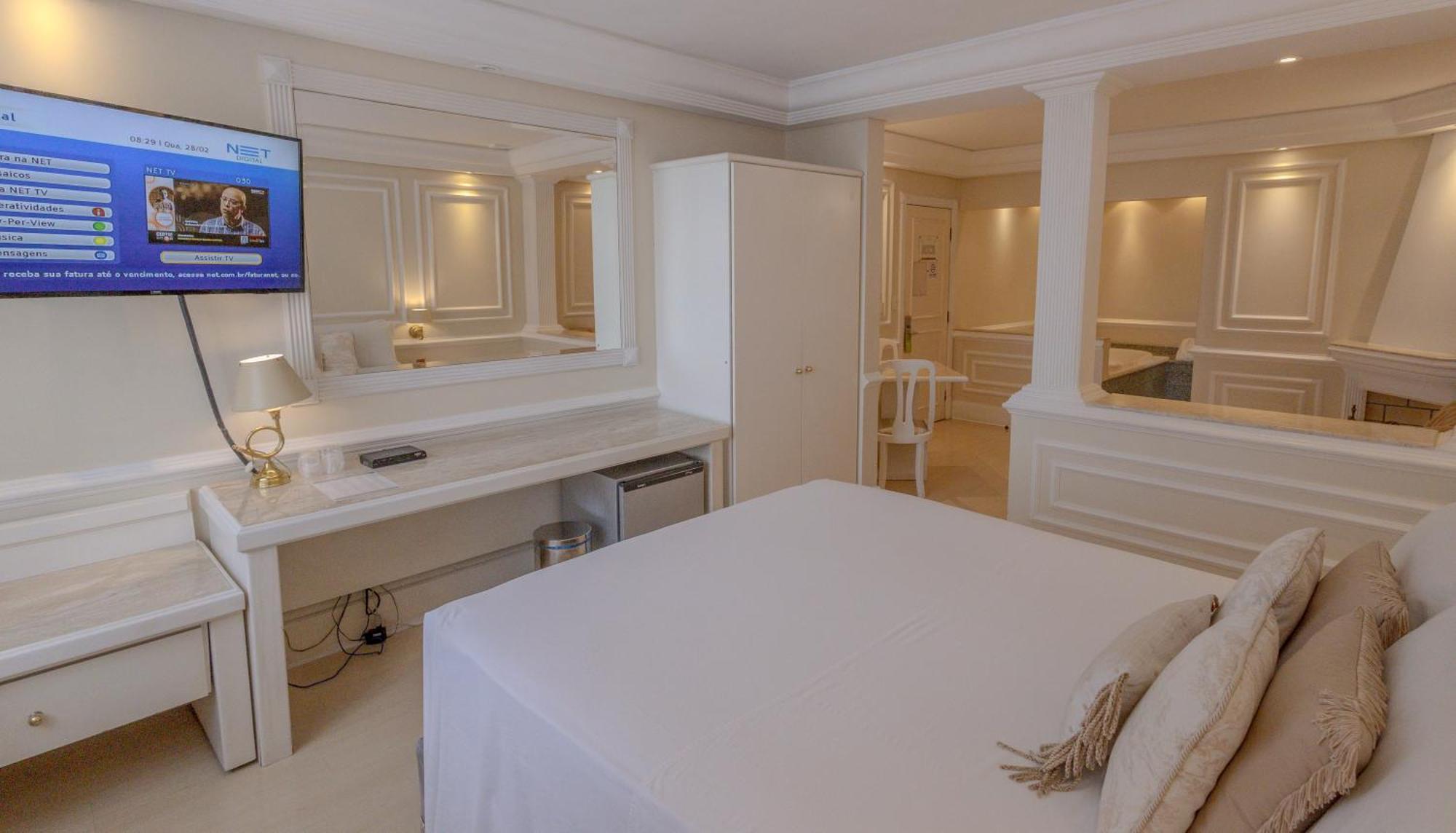 Lizon Curitiba Hotel Экстерьер фото
