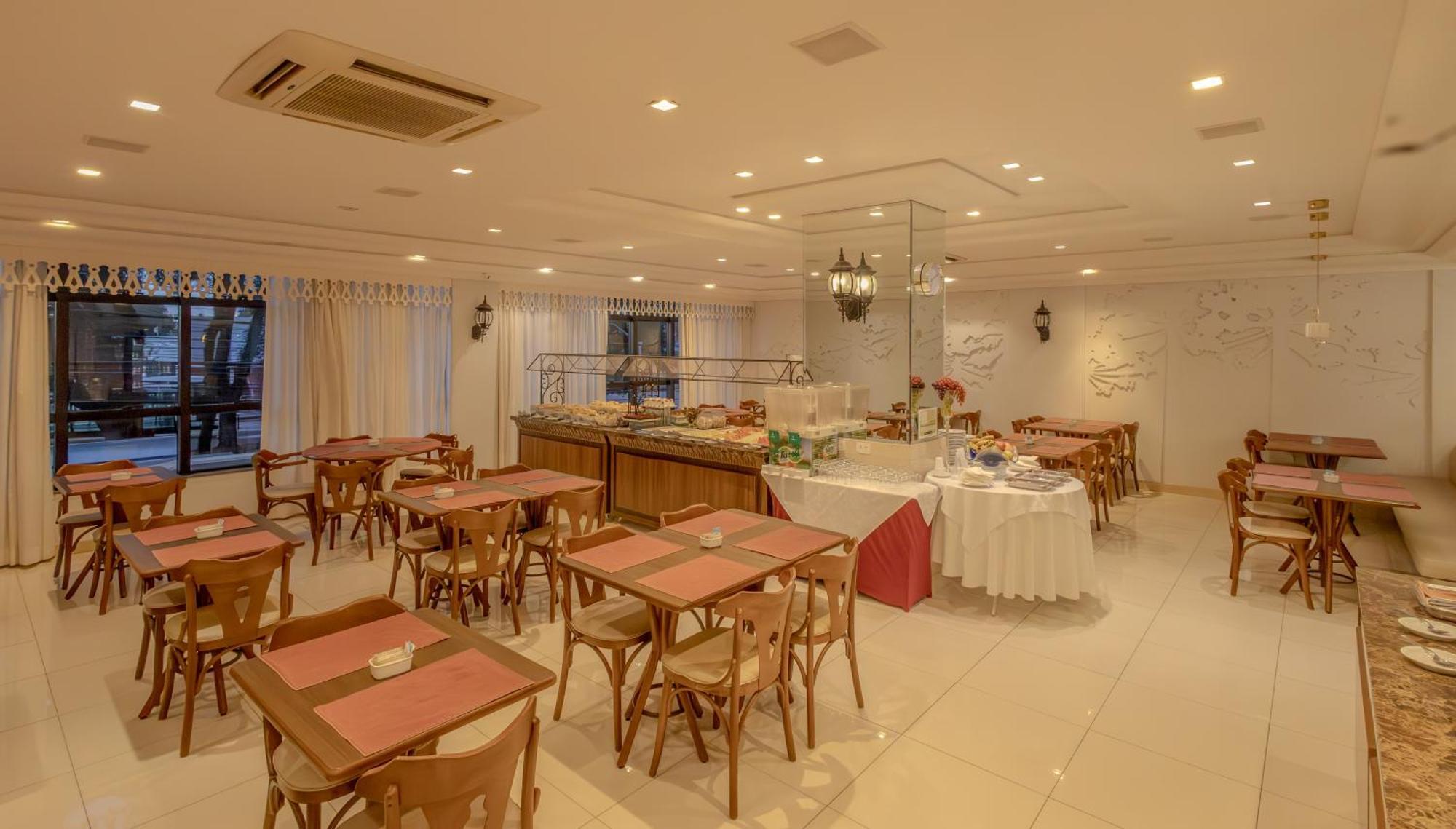 Lizon Curitiba Hotel Экстерьер фото